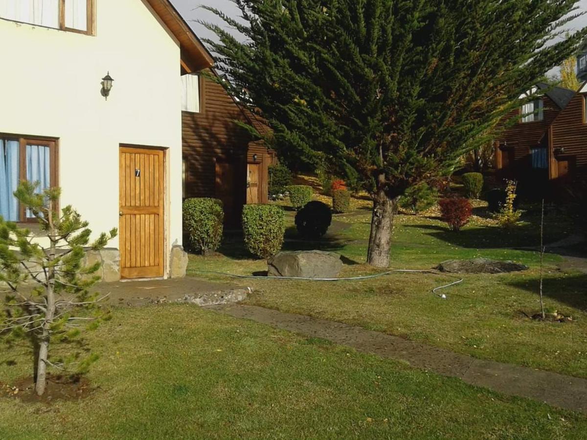 Cabanas Huenco El Calafate Exterior photo