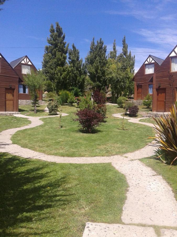 Cabanas Huenco El Calafate Exterior photo